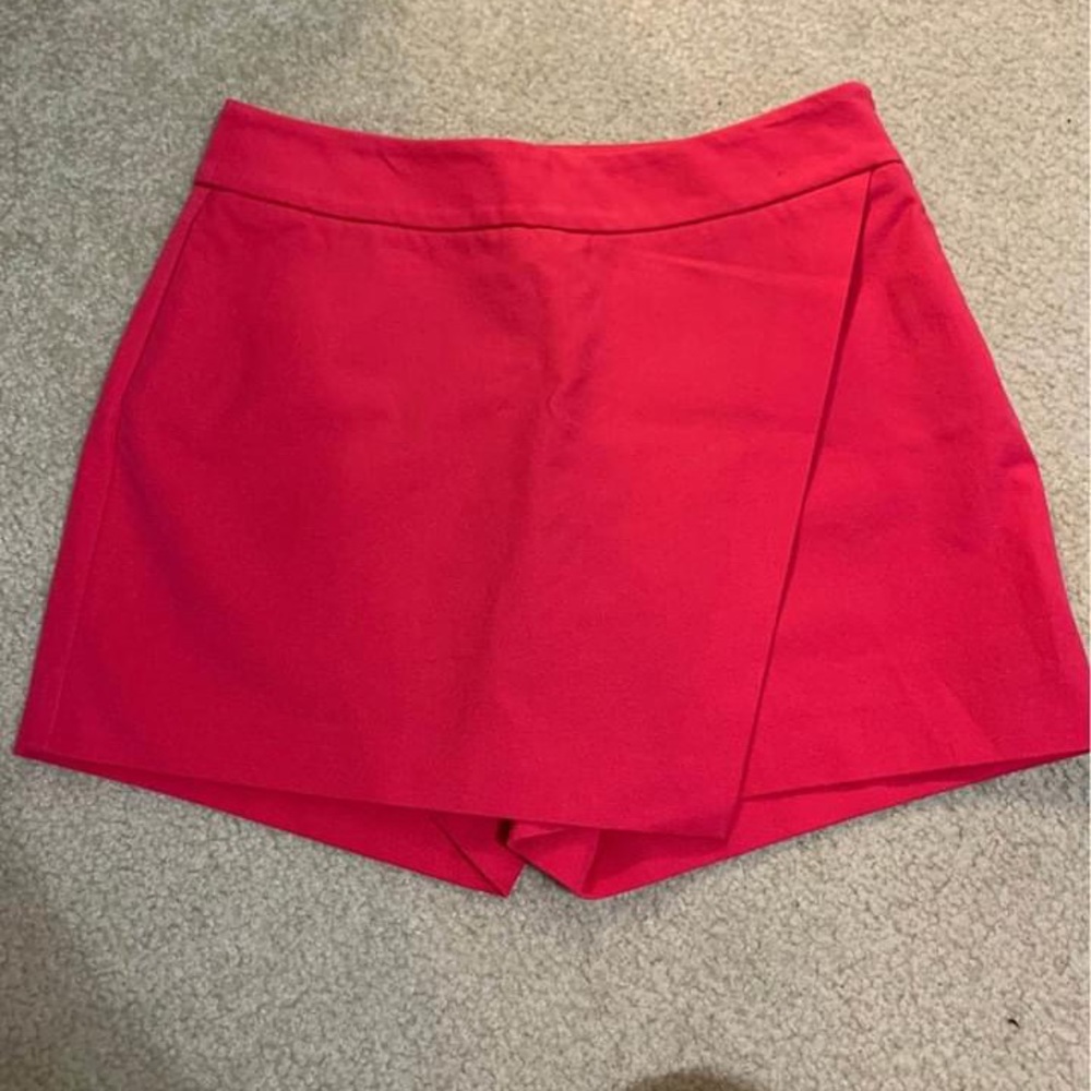 Women’s Crown & Ivy Skort 2